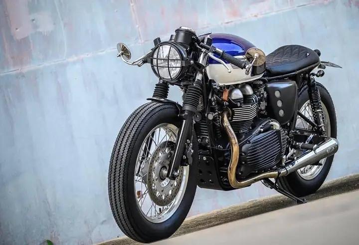 ส่งต่อ Triumph Thruxton  จังหวัด ภูเก็ต 3