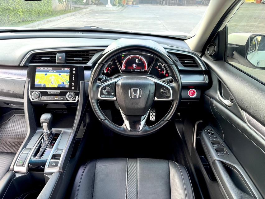 Honda Civic 1.5 Rs turbo ปี 2018 12