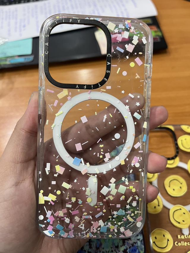 casetify iphone 14 pro เคสแท้ มือสอง สภาพใหม่ (มี magsafe) 7
