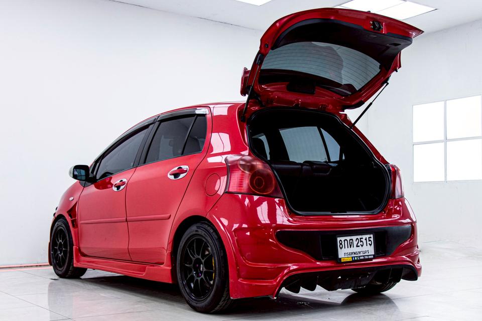 TOYOTA YARIS 1.5 E 2006  6