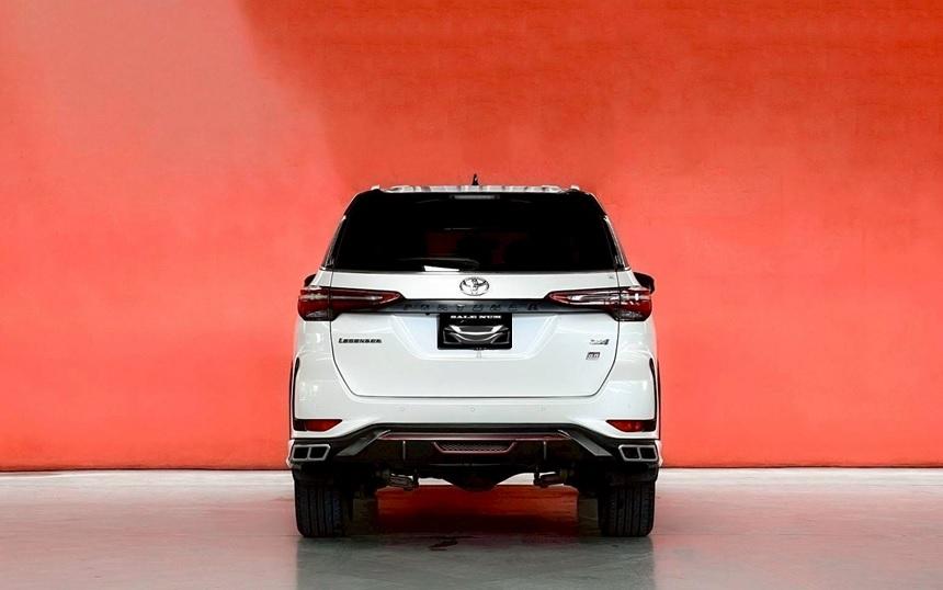 TOYOTA FORTUNER 2.4 LEGENDER 4WD A/T 2021  6