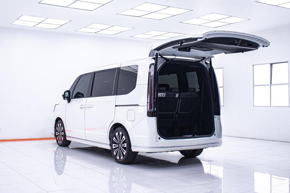 รหัสรถ 1D158 🚐 HONDA STEP WGN SPADA PREMIUM LINE 1.5 ปี 2023
