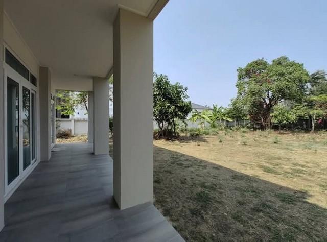 บ้านในที่ดิน 600ตร.วา พื้นที่ใช้สอย 320ตร.ม. ใกล้สนามบินสุวรรณภูมิ เลควูด คันทรีคลับ บางนา กม.18 5