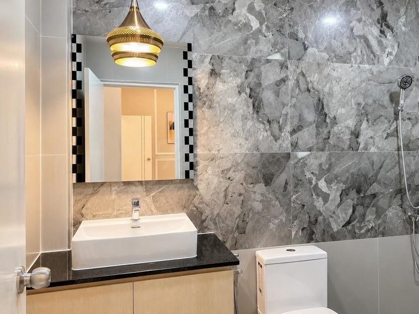 For Sale — Newly Renovated Single-Storey Detached House in Nong Prue, PattayaNewly renovated single-storey detached house for sale, fully furnished 9
