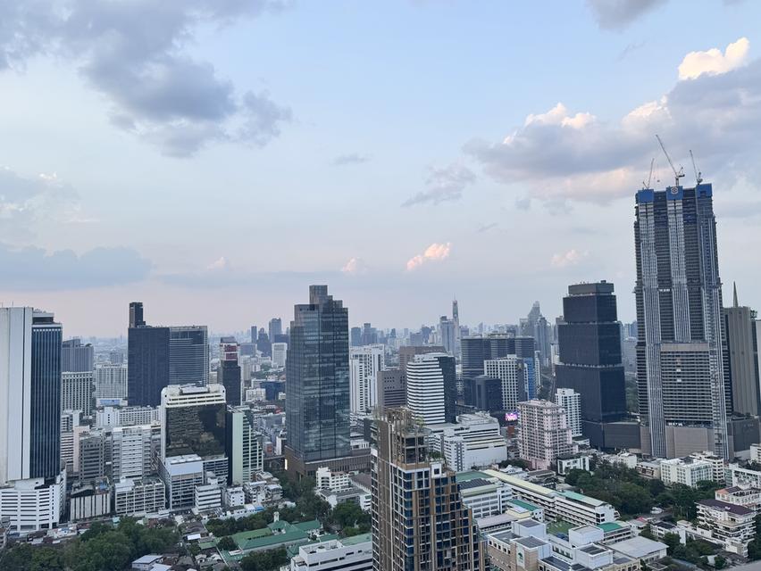 Ploenchit 2 Bedroom Sky Residence Unit 15