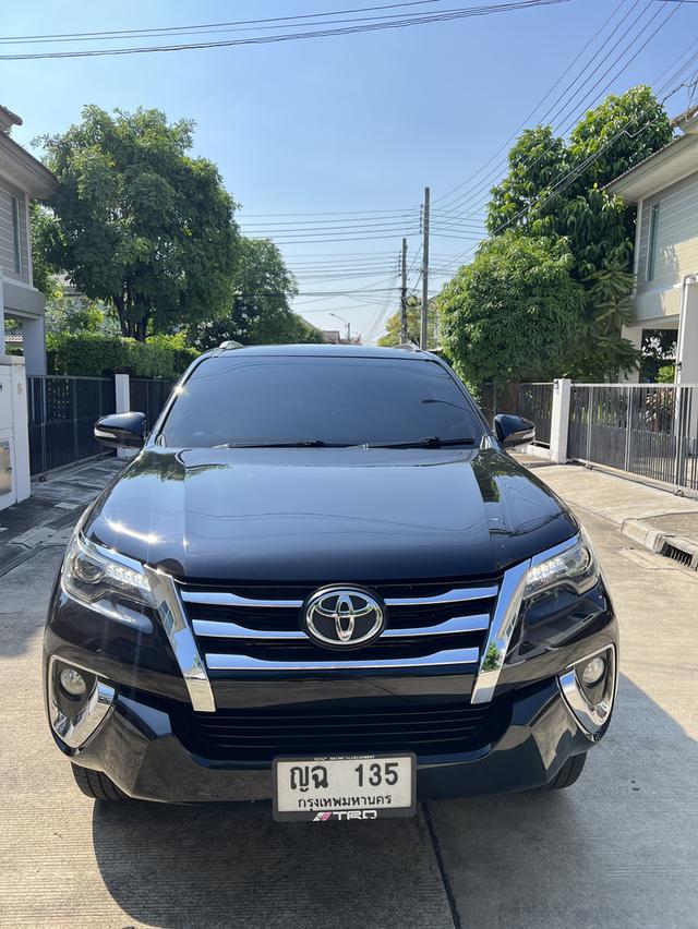 รถยนต์มือ 2 โตโยต้า ฟอร์จูนเนอร์