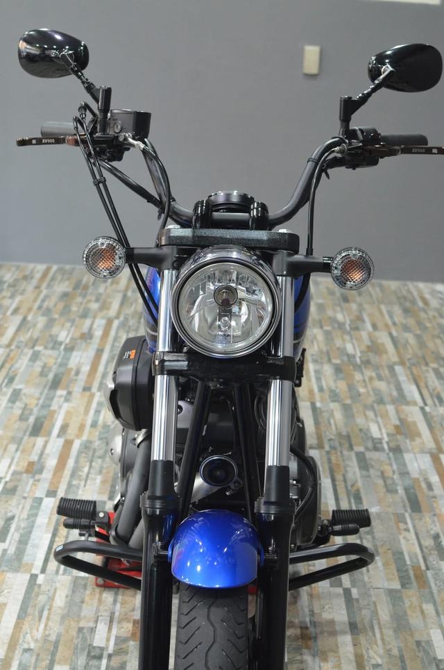 Yamaha Bolt สีน้ำเงิน 6