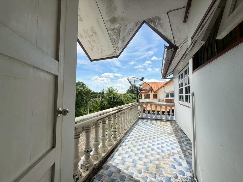 บ้านกฤษดานคร 16 ถนนบรมราชชนนี แขวงศาลาธรรมสพน์ เขตทวีวัฒนา กรุงเทพมหานคร 20