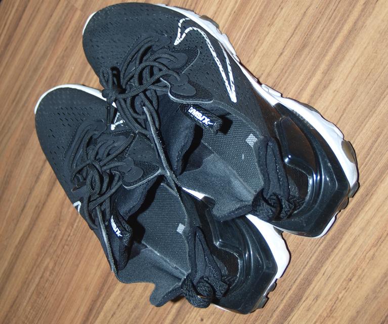 ์รองเท้า Nike Sneaker size US10 รูปย่อยที่ 3