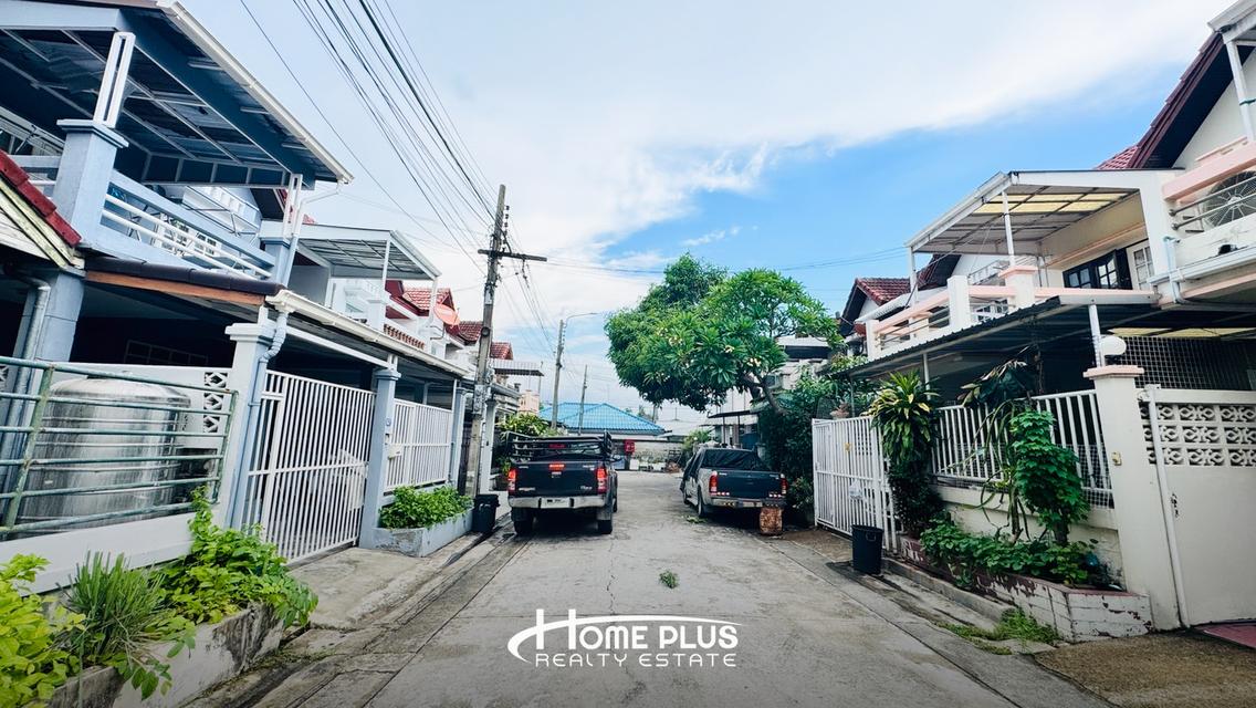 ขายทาวน์โฮม 2 ชั้น หมู่บ้านเอื้อประชา ซอยโชคชัย 4 ซอย 14 ลาดพร้าว ทำเลดี ใกล้รถไฟฟ้าและทางด่วน 20