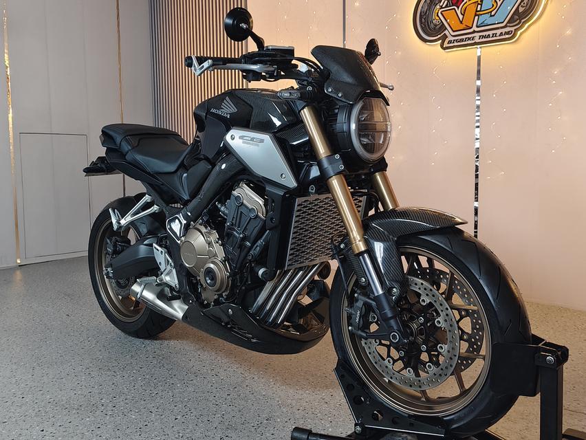 เพียวคาร์บอนทั้งคัน HONDA CB650R รถกลางปี 2019 มือเดียว ทรงดี‼️