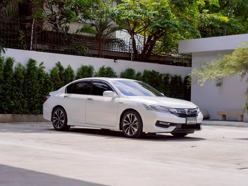 Honda Accord 2.0Hybrid Tech ปี17