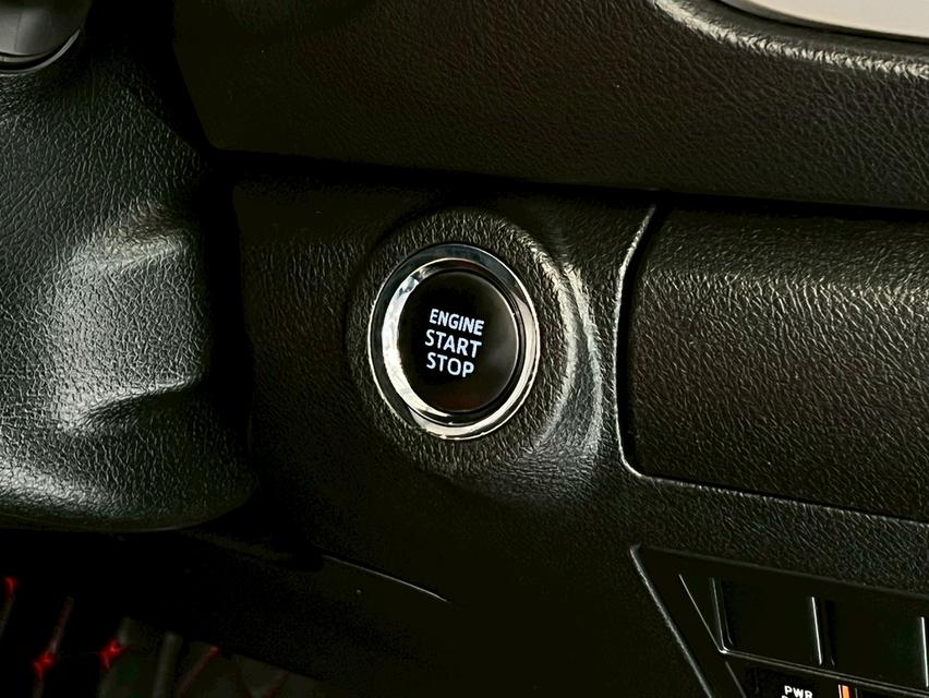 TOYOTA FORTUNER 2.4 V 2WD ปี2016 รถสายลุย  โคตรคุ้ม ไม่เคยชน 6