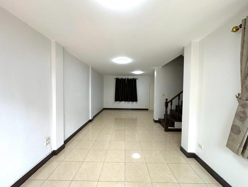 ขายทาวน์โฮม 3 ชั้น โครงการบ้านสุวรรณ สุวรรณภูมิ (Baan Suwan Suvarnabhumi) บางพลี สมุทรปราการ 3