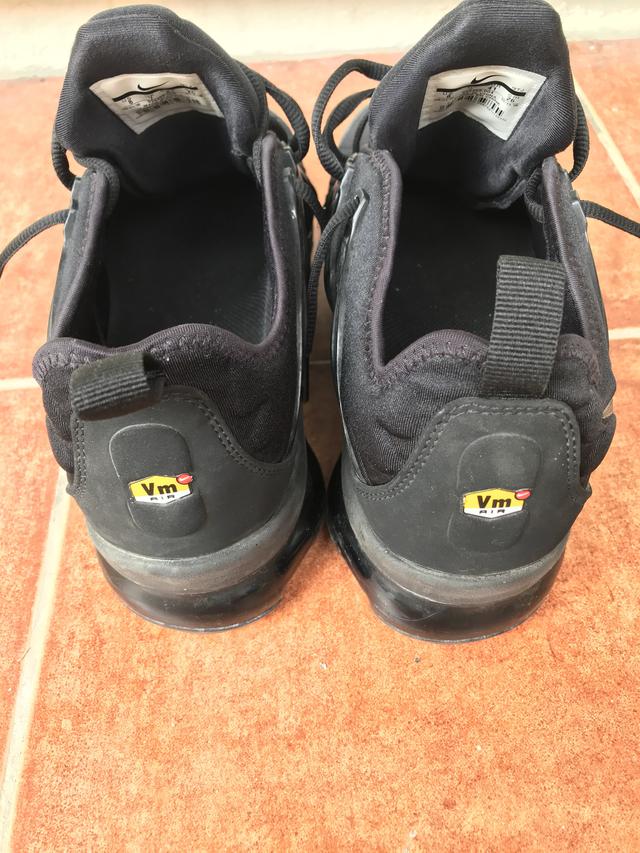 รองเท้า Nike air vapormax plus lace-up sneakers 1