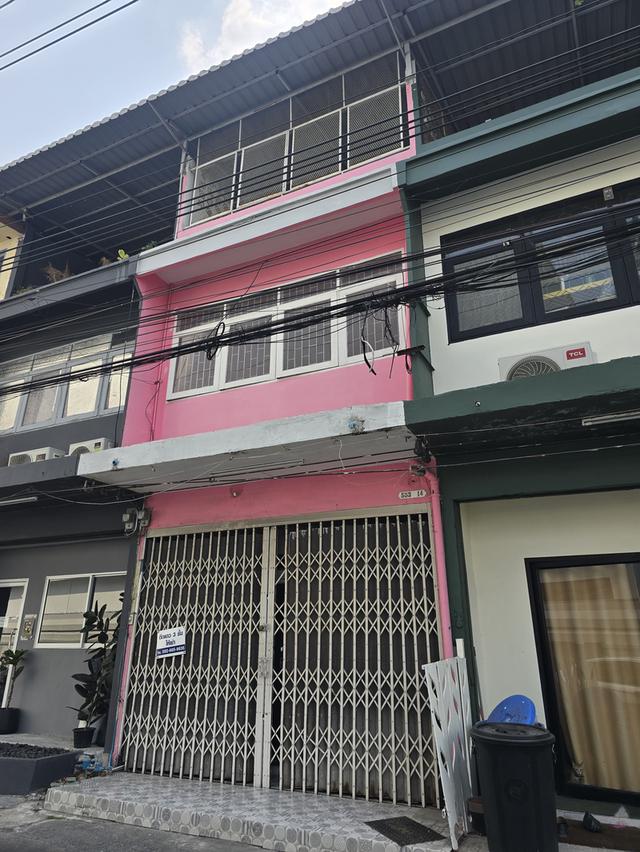 ตึกแถวสามชั้นให้เช่า ย่านสาธุประดิษฐ์ 1