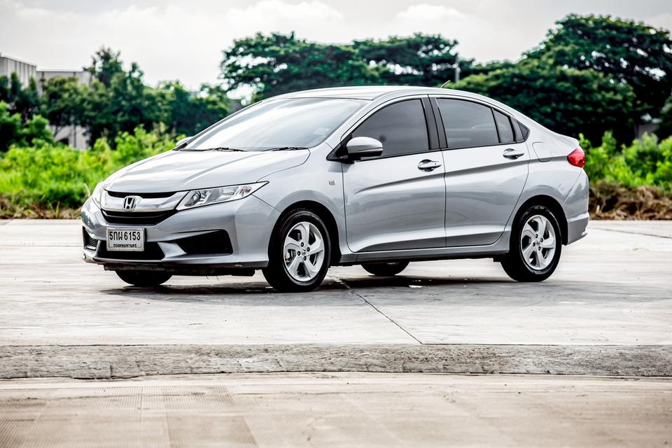 Honda City 1.5S ปี 2017 สีเทา มือเดียวป้ายแดง  10