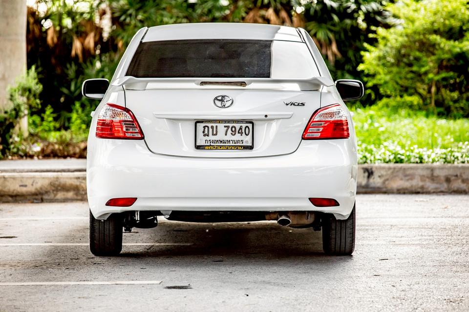 Toyota Vios 1.5E ปี 2010 เกียร์ออโต้ สีขาว   7