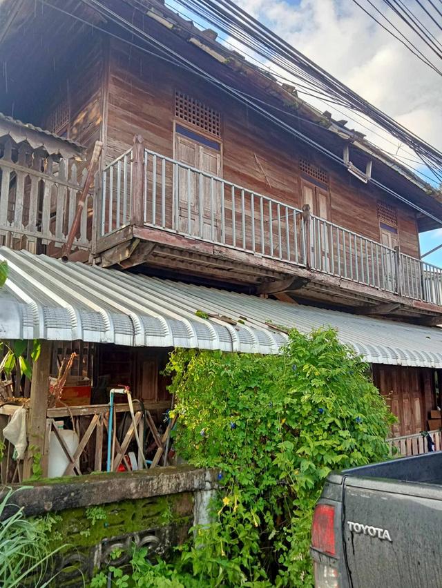 บ้านพร้อมที่ดินใจกลางเมืองแหล่งชุมชนติดปั้มน้ำมันและร้านสะดวกซื้อร้านอาหาร 3