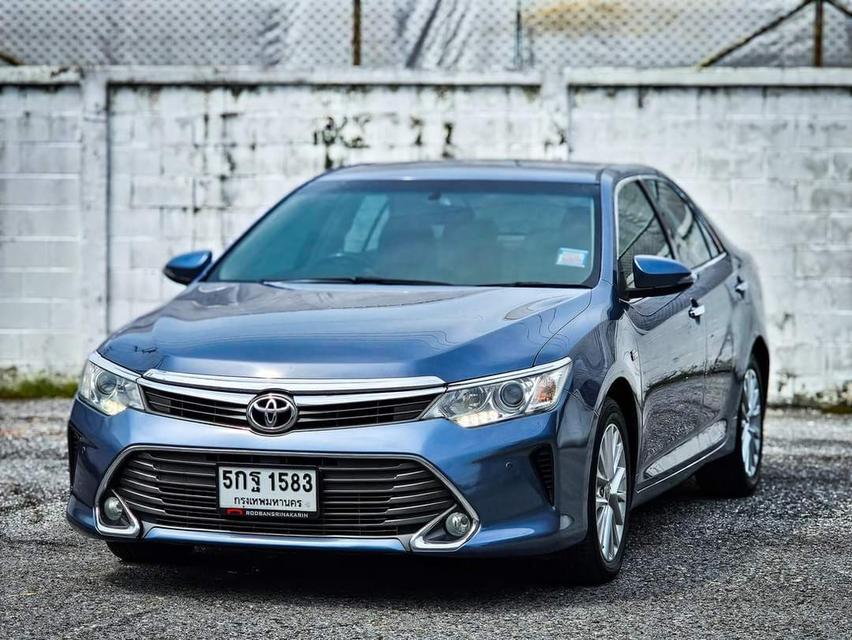 Toyota Camry 2.5 G Navigator 3