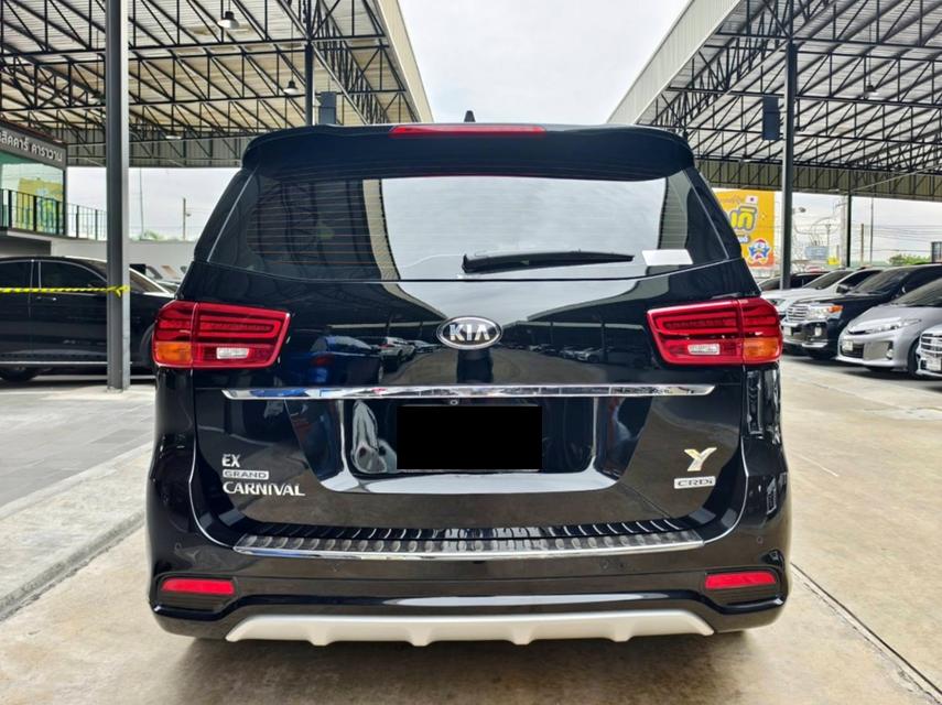รถเข้าใหม่! KIA GRAND CARNIVAL 2.2 EX ปี 2018 สีดำ
