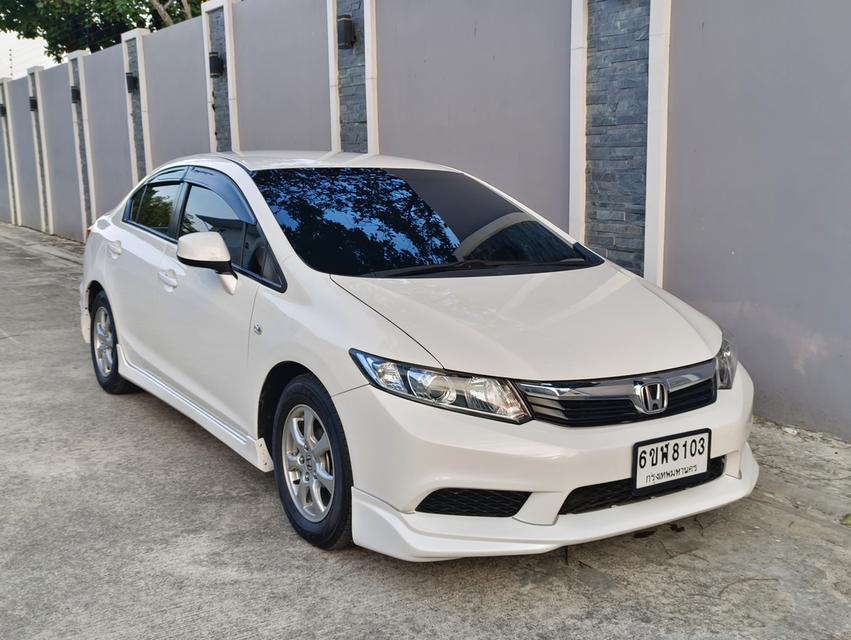 HONDA CIVIC FB 1.8S AUTO รถมือเดียว 2012 รูปย่อยที่ 3