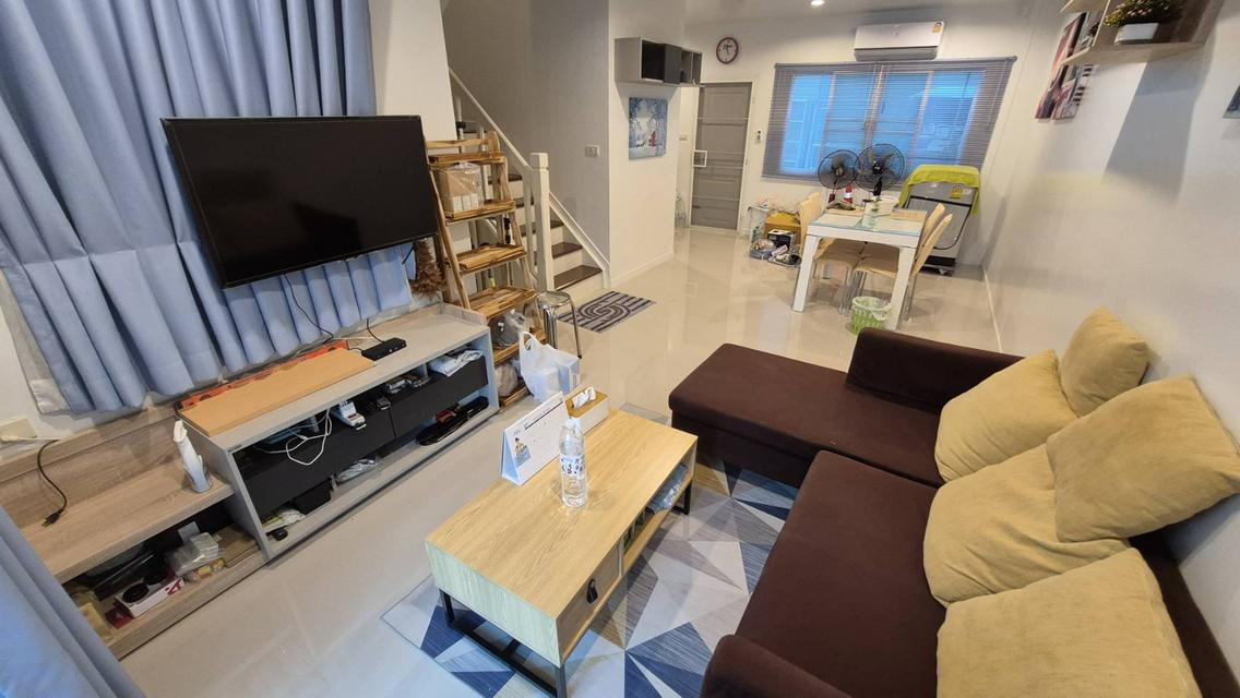 ขายบ้านทาวน์เฮ้าส์ห้องริม