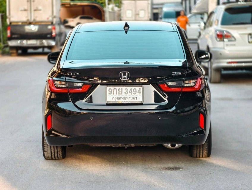 HONDA CITY 1.0 S+ ปี 2020 (โฉม ปี19-ปัจจุบัน) สีดำ เครื่องยนต์เบนซิน รถบ้านใช้งานน้อย รถใหม่มากไมล์เพียง 76,000 km. จัดทรงใส่แม็กให้ครบ พร้อมเท่ห์ 8