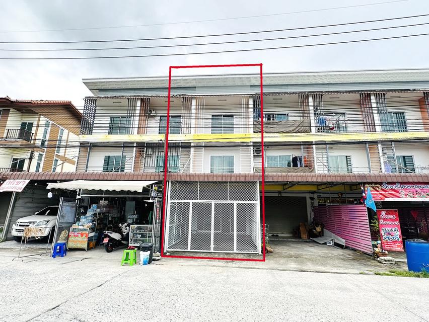 ถูกมากก!! ตึกแถว ทำเลทอง 3 ชั้น 20ตรว. ม.แฟมิลี่ทาวน์ (ใกล้ตลาดนาป่า) 1