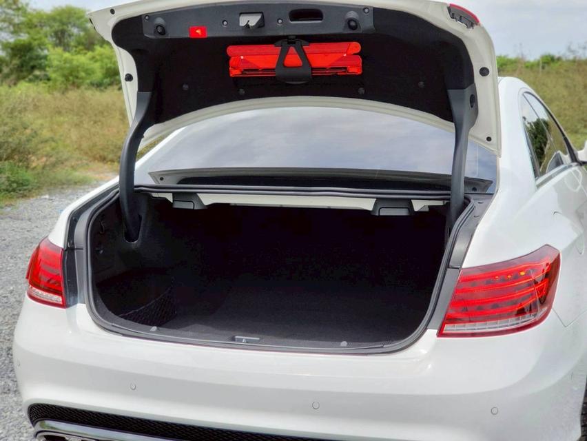 รหัสรถ NC2677 E250 CDI Coupe AMG (W207) " ชุดแต่ง Facelift " 11