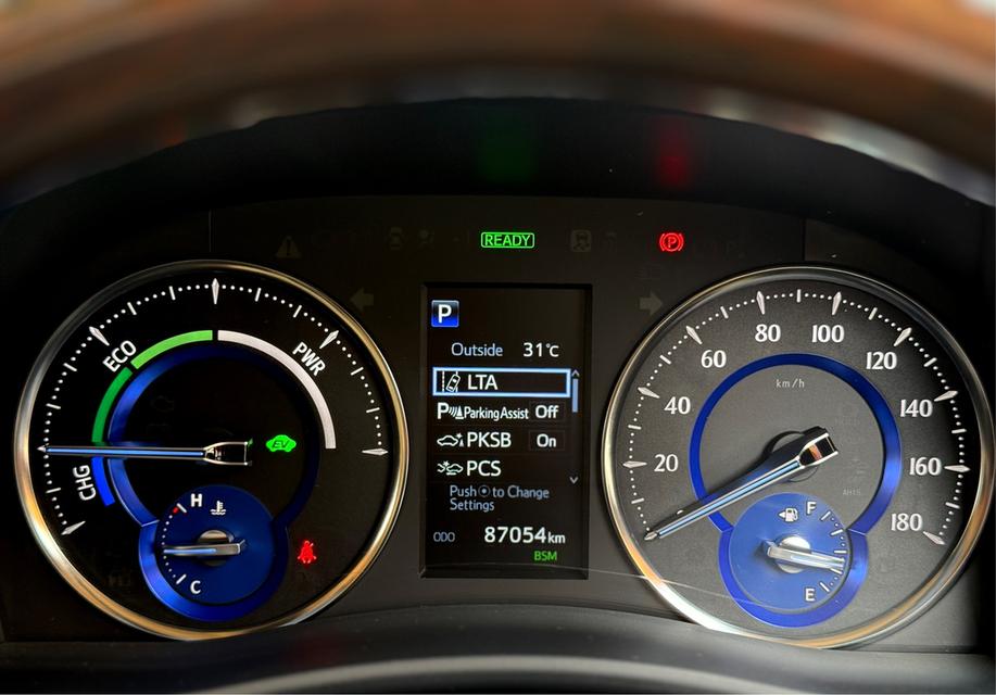 TOYOTA ALPHARD 2.5 HYBRID G F-Package E-Four 4WD 2019   16