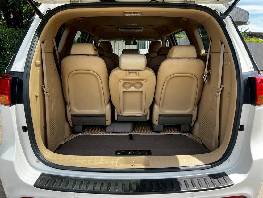 Kia Grand Canival 2.2EX (11ที่นั่ง) ปี 2015 จด 2017 สีขาว รูปที่ 13