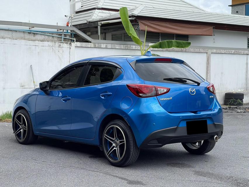 Mazda2 1.3 Standard Hatchback ปี 2015