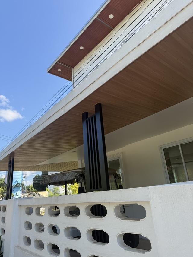 ขายบ้านเดี่ยว 2 ชั้น 100 ตร.ว. บ้านรีโนเวทใหม่ ติดถนนริมโขง 2 ข้างแปลงมุม ทำเลหายาก 14