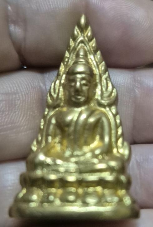 พระเครื่องครบถัวนสวยสวย