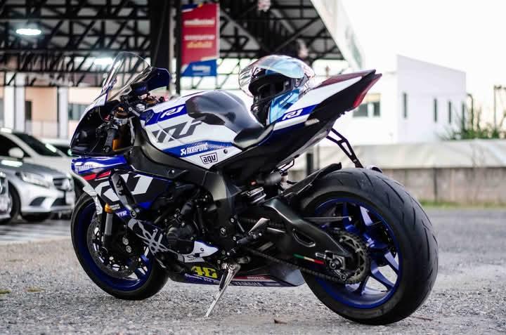 Yamaha R1 2018 เปิดให้ผ่อน 6