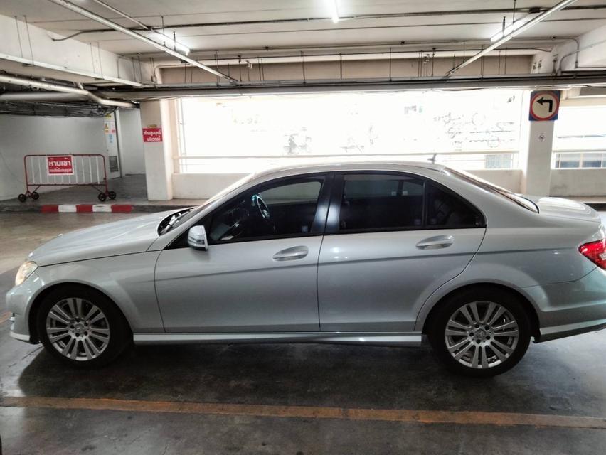 Mercedes-Benz C200 CGI (W204 Facelift) ปี 2013 จดปี 14 รูปที่ 8