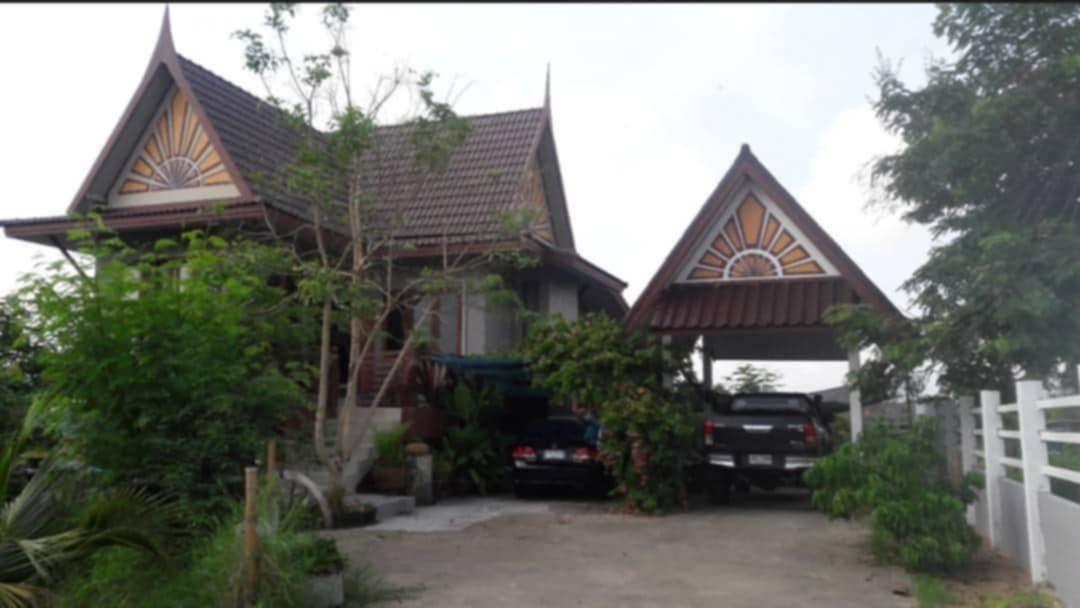 ขายบ้านพร้อมที่โฉนด200ตร.วา 1