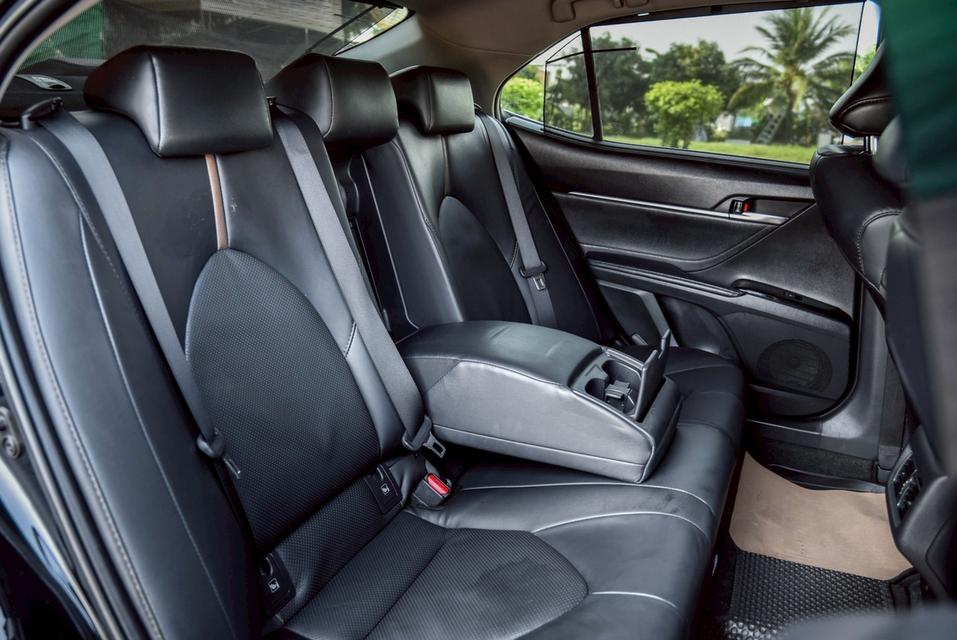 รหัสรถ CBL8684 TOYOTA  Camry 2.0 G AT 2020 11