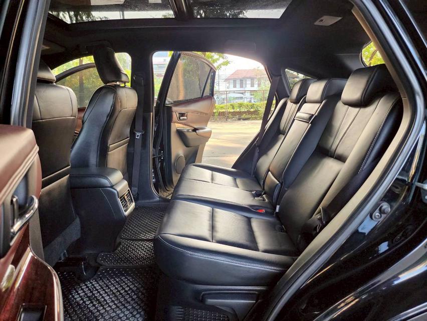 ลดล้างสต๊อก!! Toyota Harrier 2.5 Hybrid AT ปี 2014 19