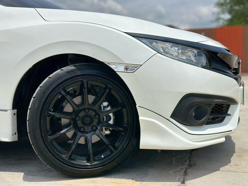 รหัสรถ PAT480 Honda Civic FC 1.8 E สีขาว ปี 2018 8