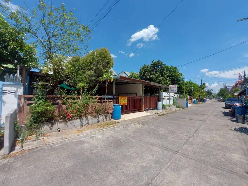 ขายบ้าน 2 ชั้น หมู่บ้านขจีนุช ติดถนนราชพฤกษ์ 3