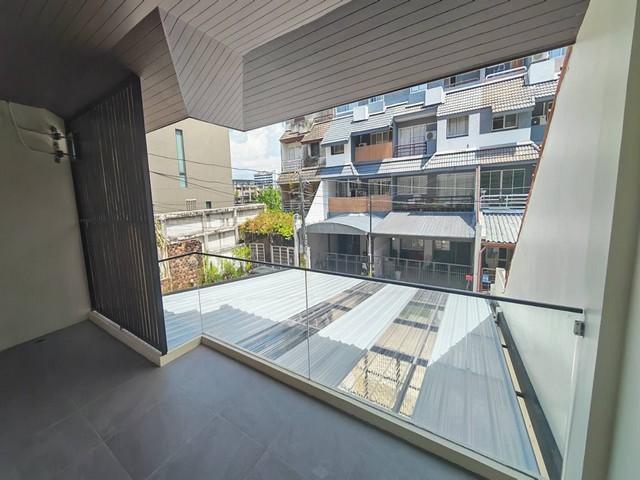 ขาย ทาวน์เฮ้าส์ 4 ชั้น โครงการ วราธร วิลล์ พัฒนาการ 44 Varathorn Ville Pattanakarn 44ใกล้ทางด่วน รีโนเวทใหม่ทั้งหลัง 11