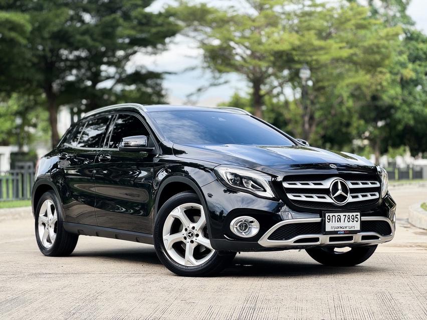 รหัสรถ AVA7995 ✨Mercedes Benz GLA200 Urban ปี 2018 W156 Facelift
