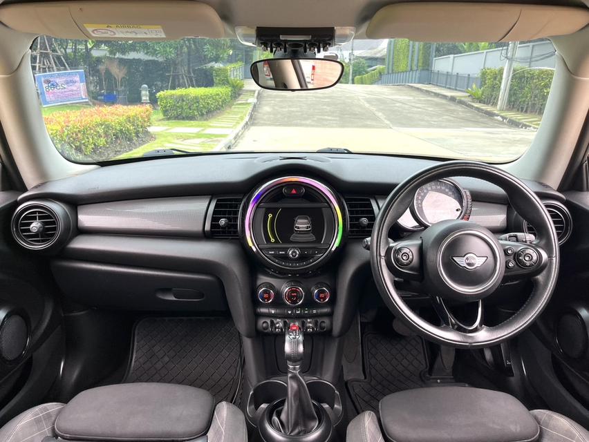 Mini Cooper  1.5 RHD  ปี 2015  10