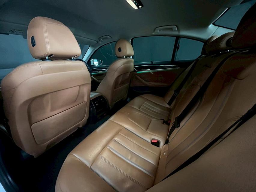 Bmw 530e Plug-in Hybrid G30 Elite โฉม Lci ปี 2021 17