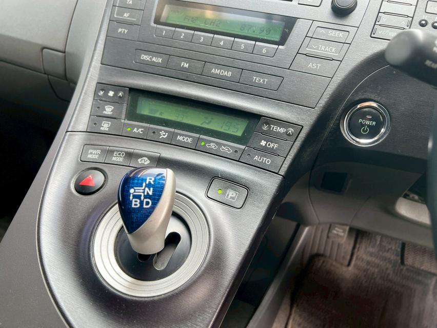 Toyota Prius 2.0 Hybrid AT ปี 2012 19