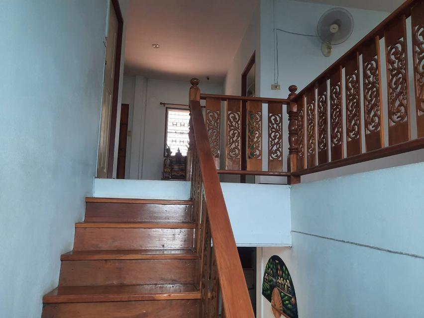 บ้านเดี่ยว สองชั้น พร้อมที่ดิน131 ตรว. 8