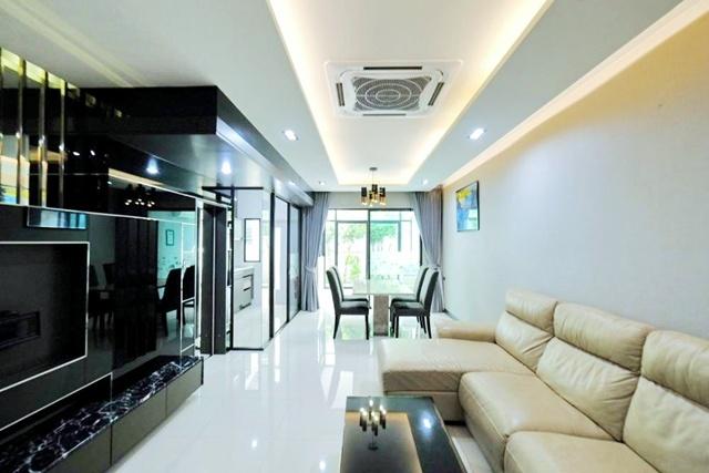 จัดเต็มเฟอร์ฯ 3 นอน MRT มัยลาภลด36% ให้เช่าทาวน์โฮมสุดหรู 3 ชั้น 26 ตร.ว.310 ตร.ม.เดอะวอล์ค เกษตร-นวมินทร์ 800 ม. 8