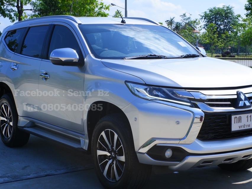 MITSUBISHI PAJERO SPORT 2.4 PREMIUM 4WD AT ปี 2015 จด 2016 สีเทา